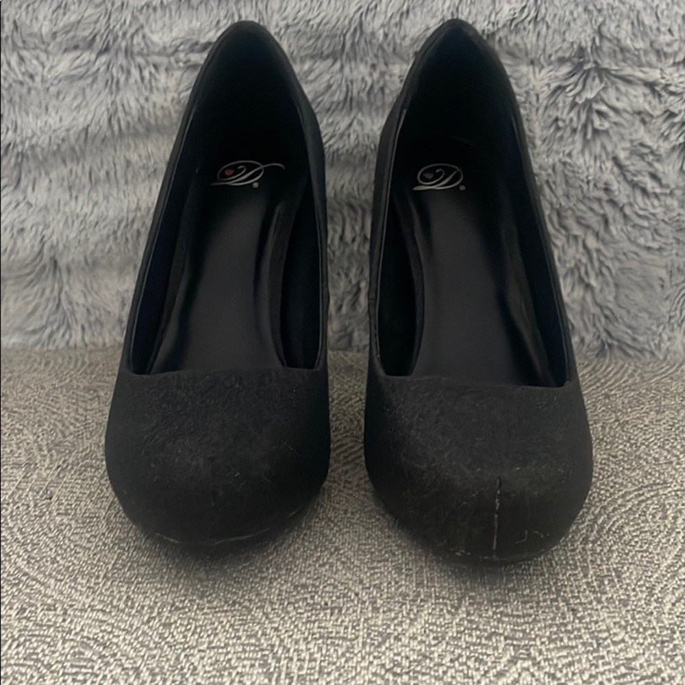 Sparkly black shoes size 9